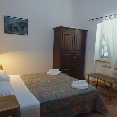Clock'S House Hotel Fiumicino Exterior photo