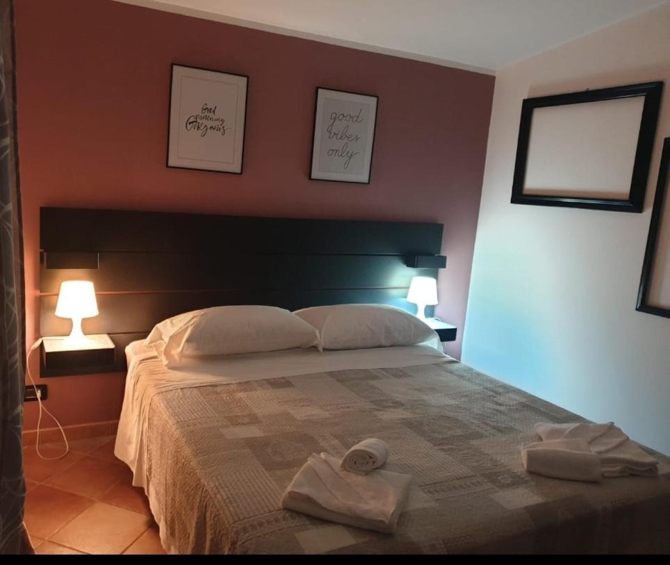 Clock'S House Hotel Fiumicino Exterior photo